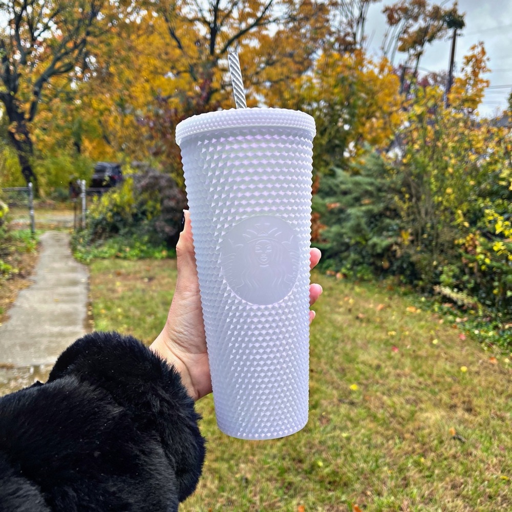 NEW WINTER 2021— ICY WHITE Starbucks Holiday Tumblers